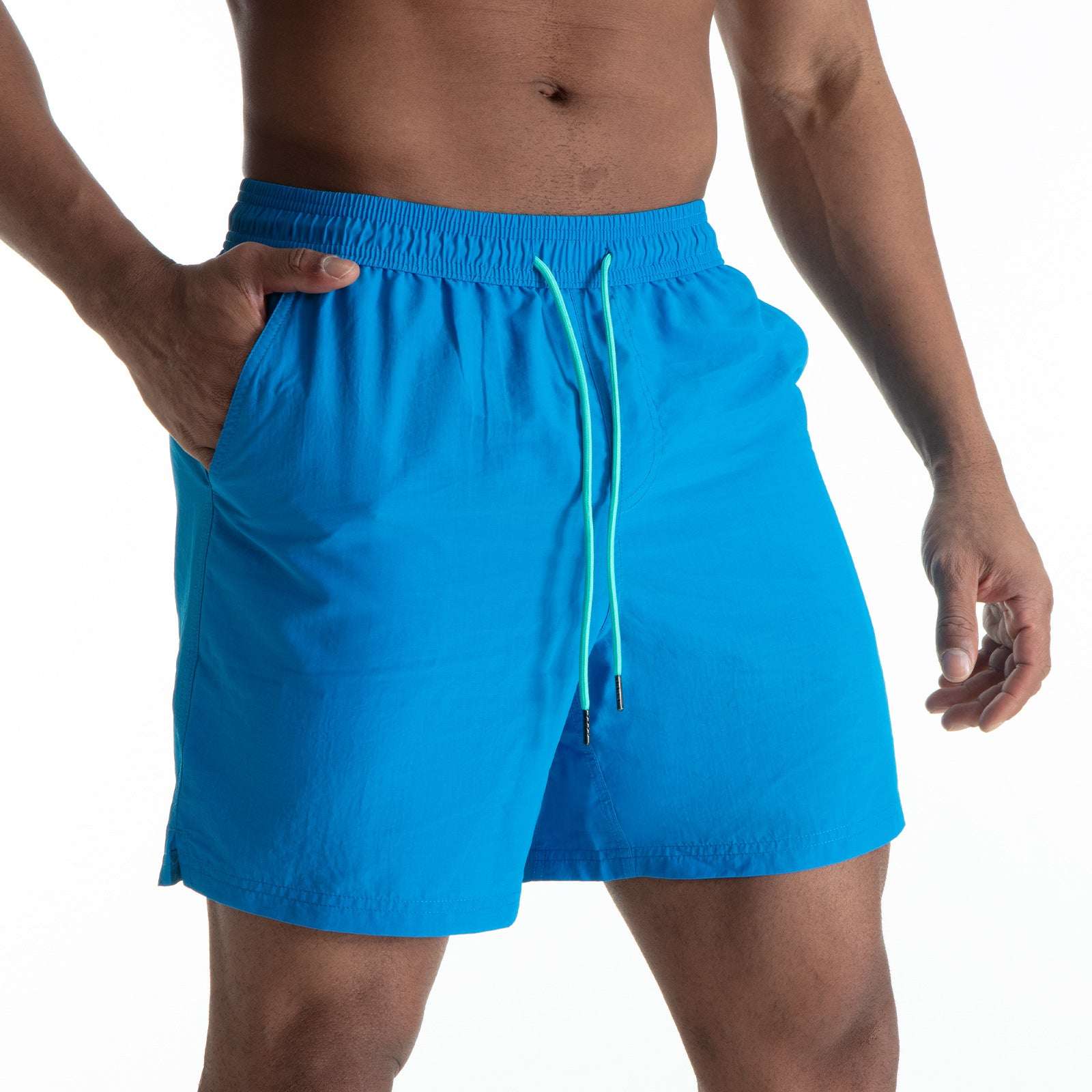 Men's Contrast Color Waterproof Quick-dry Casual Shorts - globaltradeleader