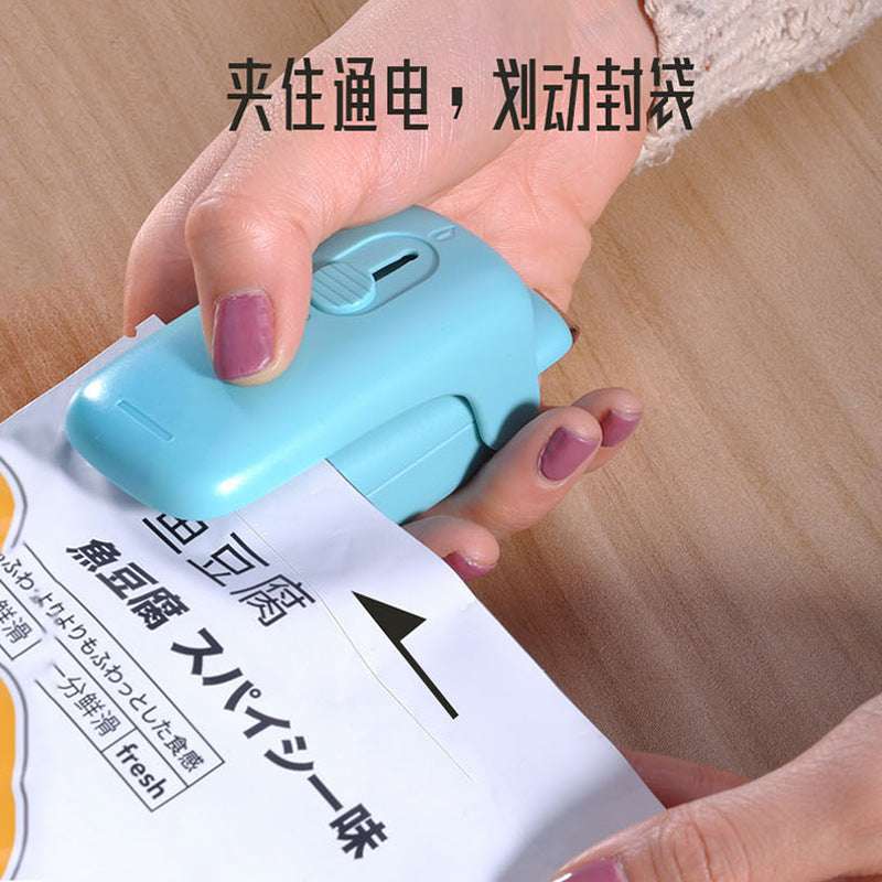 Mini Sealing Machine Household Portable Snack Sealer Hand Pressure Small Usb Rechargeable Food Sealer