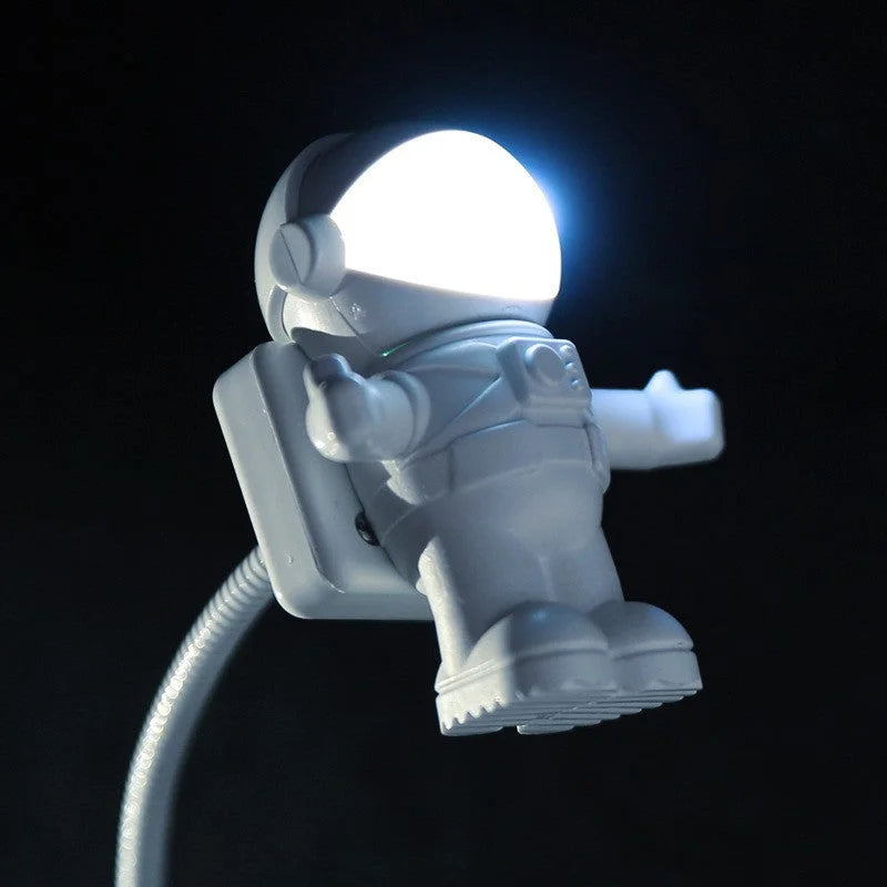 USB Astronaut LED Novel Strange Night Light - globaltradeleader