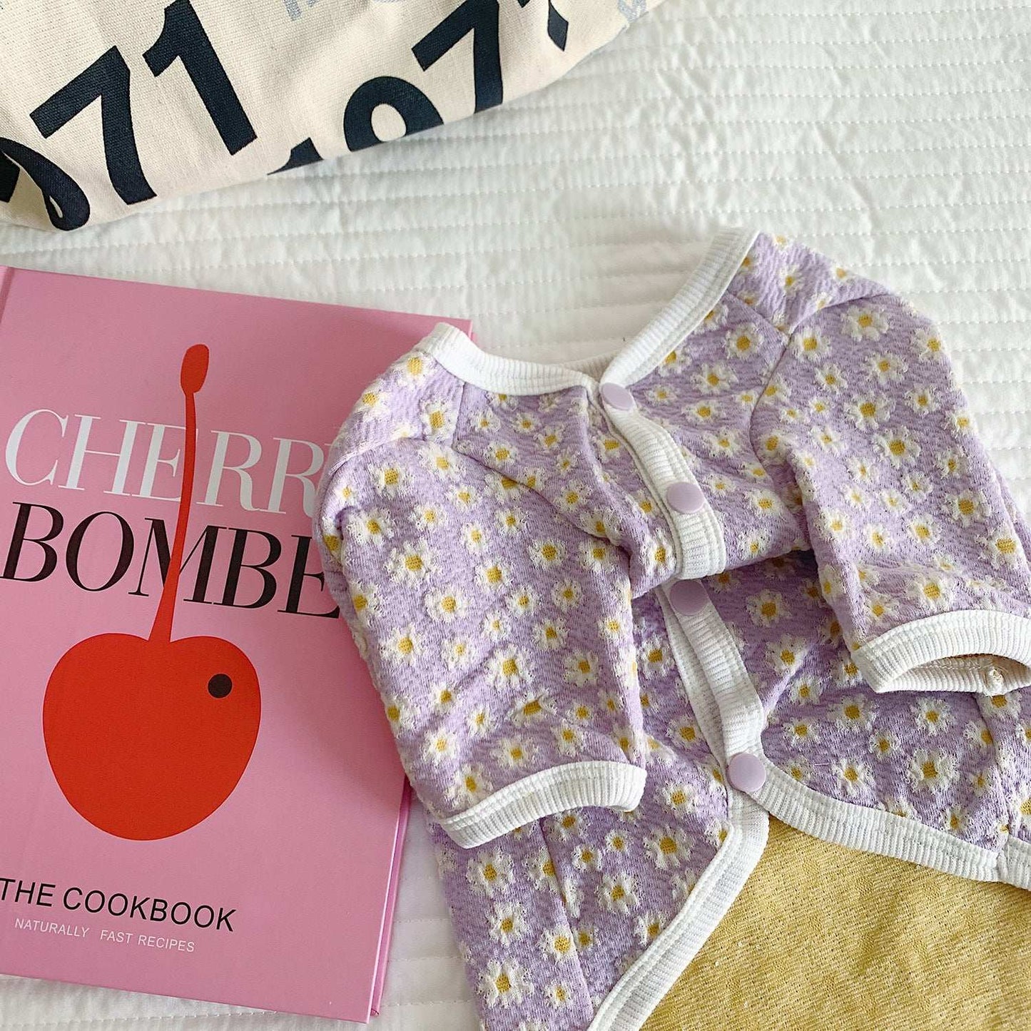 Pet Autumn And Winter Dog And Cat Clothes