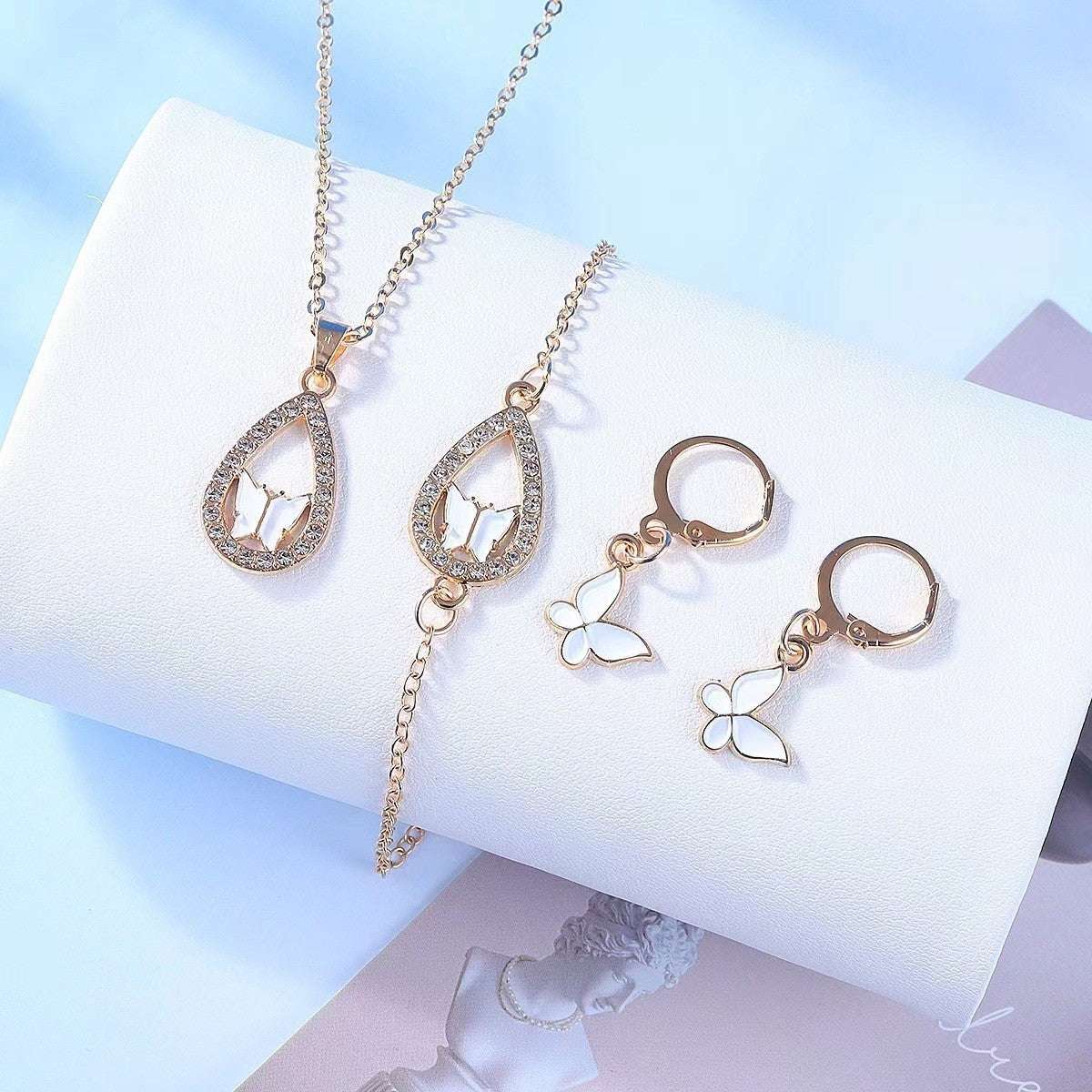 4PCS Set Luxury Women Butterfly Necklace Bracelet Earrings Drop Oil Diamond Jewelry For Girl Gift Jewelry Fashion Jewelry Set - globaltradeleader