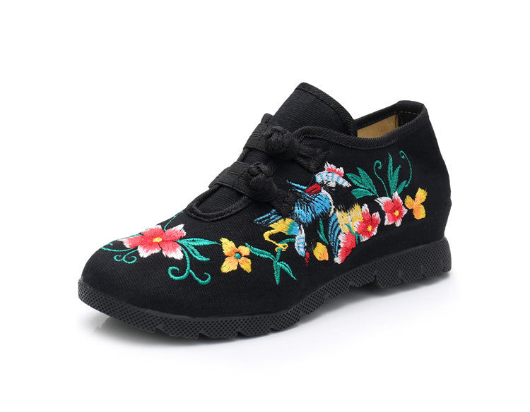 Women's Single Ethnic Embroidered Cloth Shoes With Rubber Platform Elegant Buckle