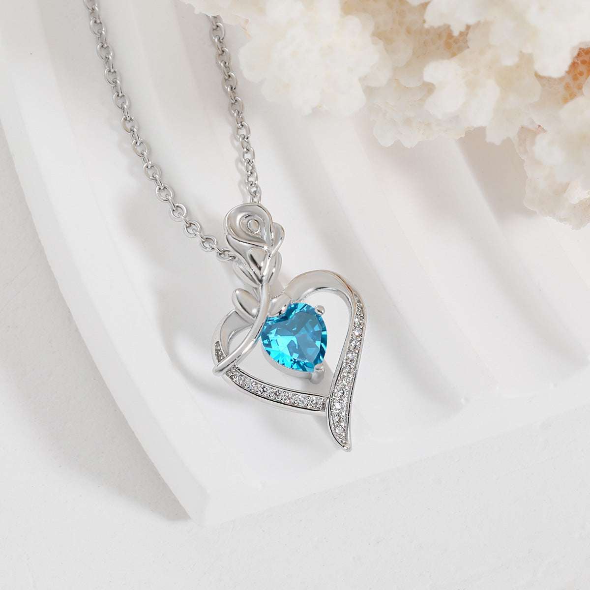 Rose Heart-shaped Necklace With Rhinestones Fashion Everlasting Flower Love Necklace For Women Valentine's Day Gift - globaltradeleader