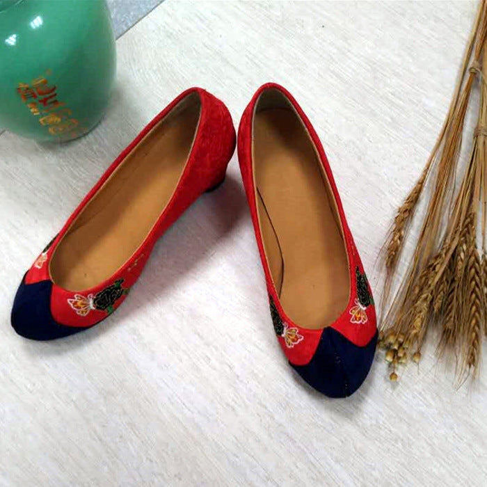 Hanbok Red Embroidered Hook Shoes