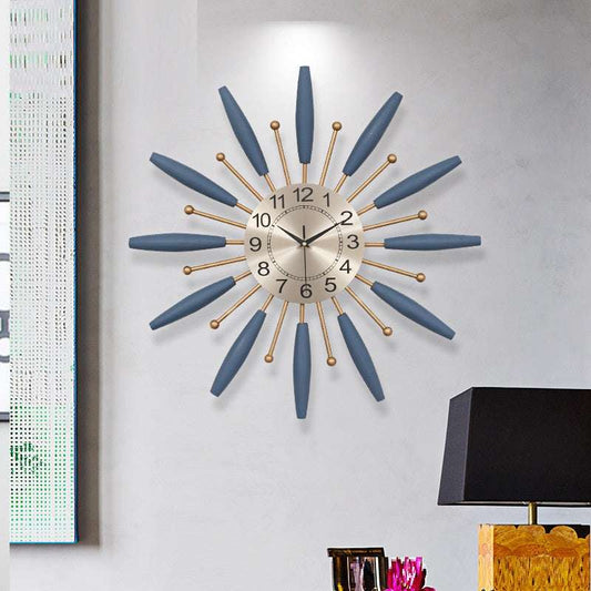 Simple, Fashionable, Personalized And Creative Iron Wall Clock