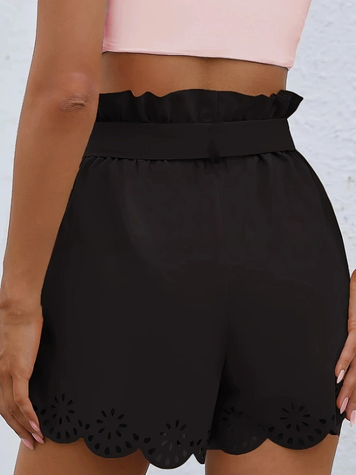 Women's Solid Color Wavy Ankle Belt Shorts - globaltradeleader