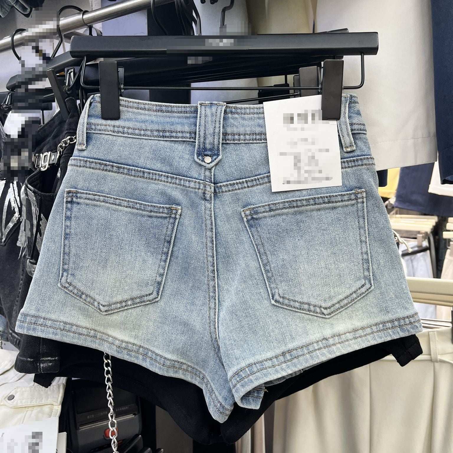 Design Sense Chain Decoration Fashion Denim Shorts - globaltradeleader