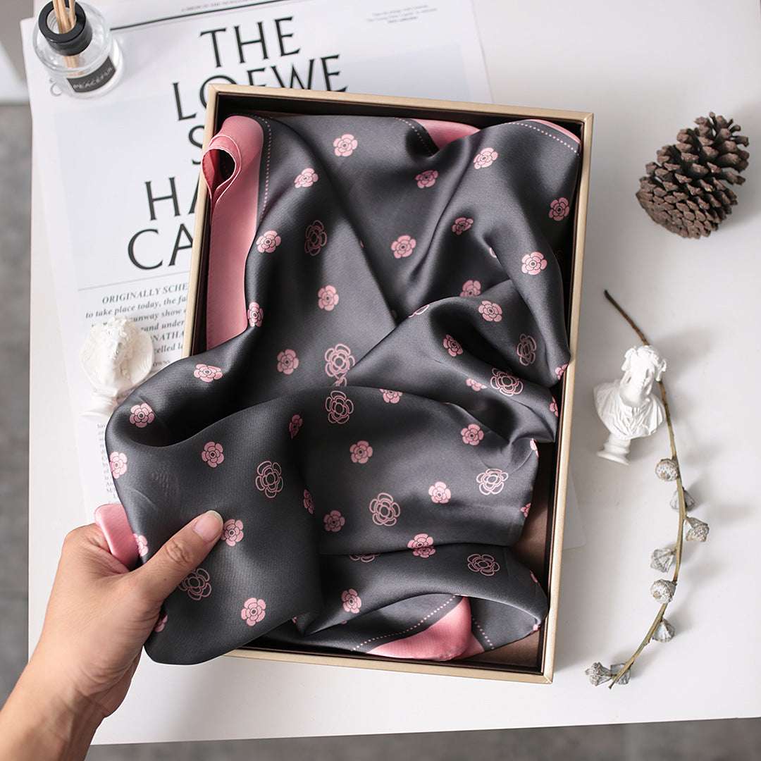 Nordic Style Simple Temperament Small Square Towel