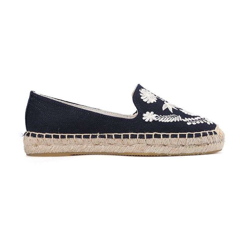 Round Toe Low-top Cotton Breathable Flat Heel Embroidered Leisure Canvas Shoes