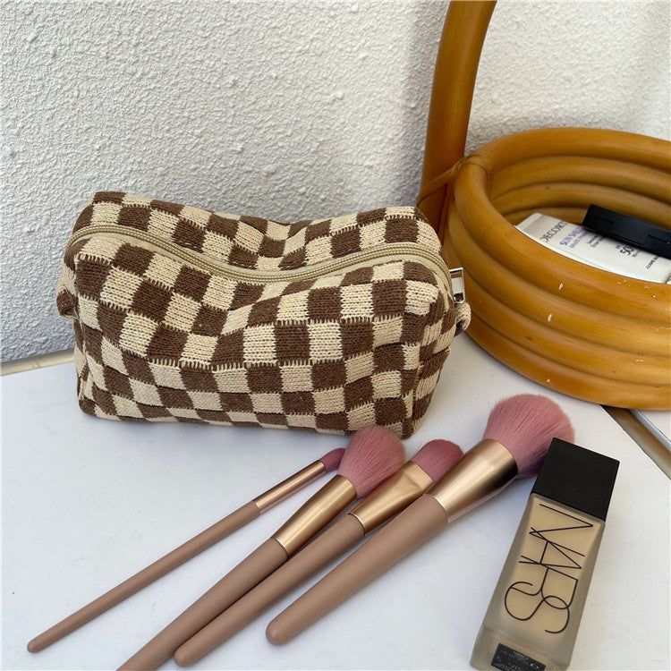 Checkerboard Knitted Cosmetic Bag Contrast Color Wool Plaid