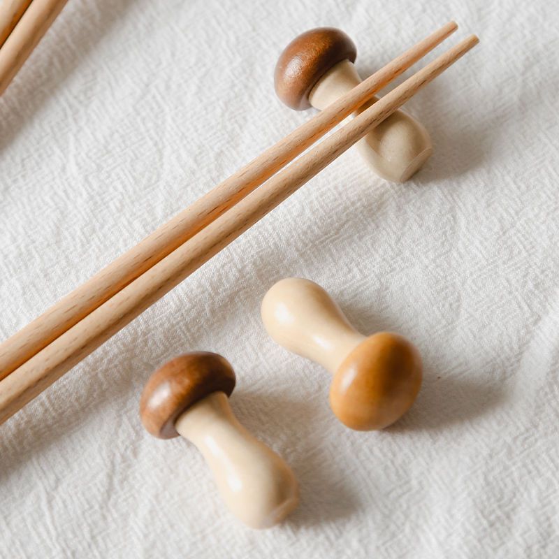 Japanese-style Cute Mushroom Chopsticks Stand