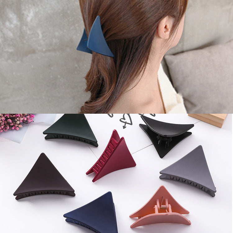 Medium wild color matte triangle hair clip Korean version of