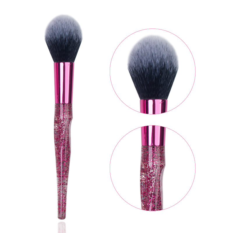 Makeup brush