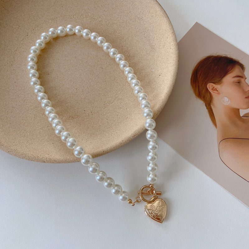 Electroplating Clavicle Chain Love Pearl Necklace