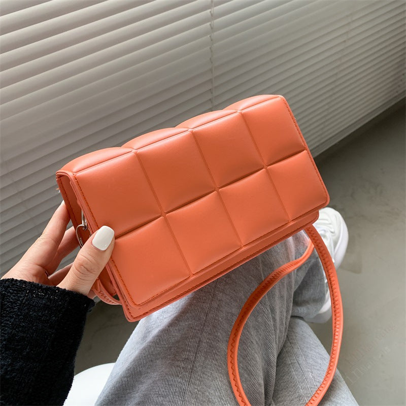 SWDF New 2022 Spring New Trend Wild Shoulder Bag Fashion Plaid Bag Women Ladies Design Messenger Small Square Bag Luxury Handbag