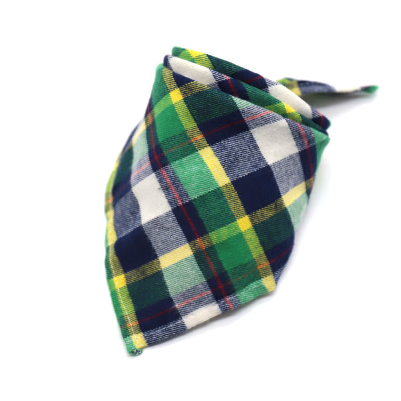 Cotton flannel baby plaid to increase triangle scarf