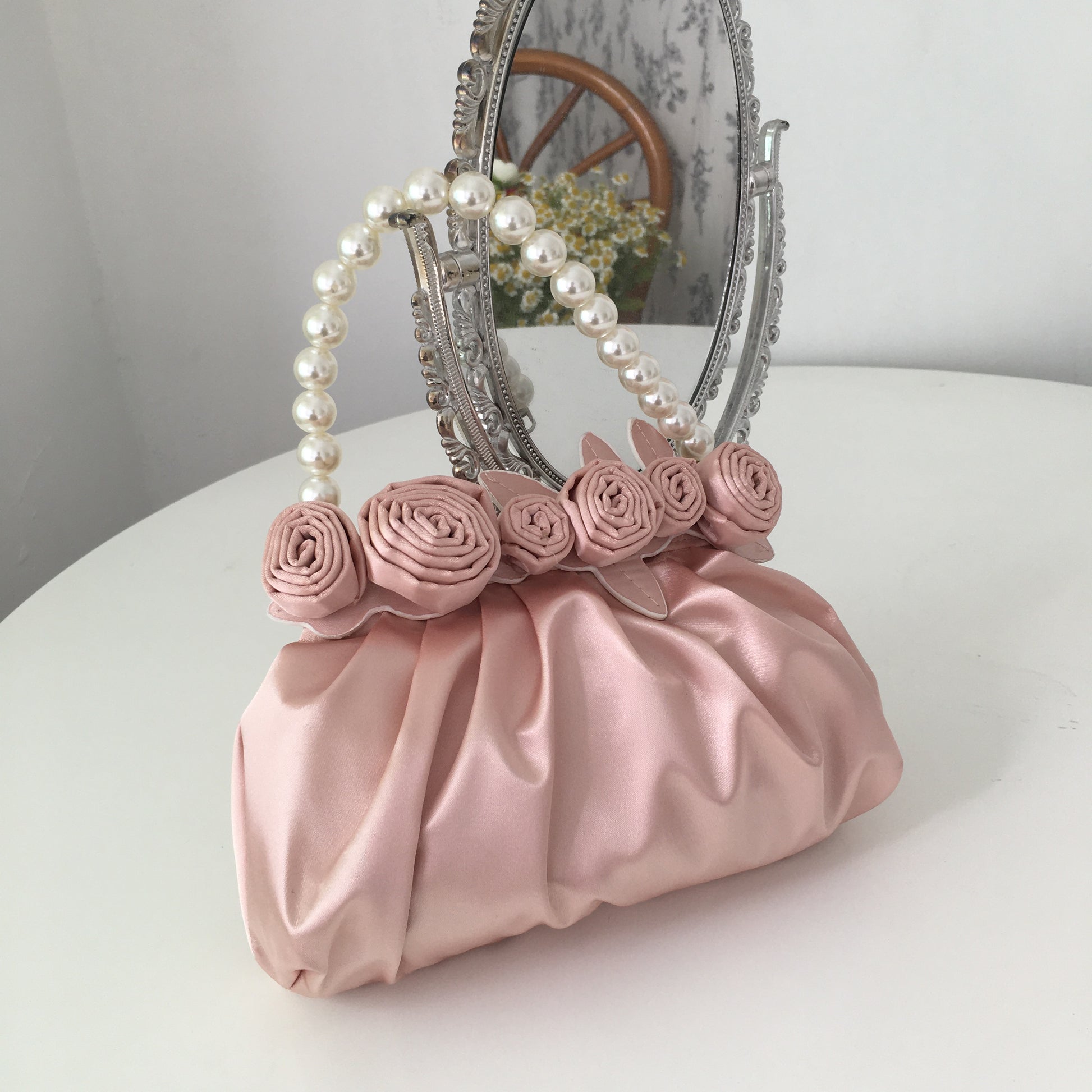 Women's Vintage Pearl Rose Handbag