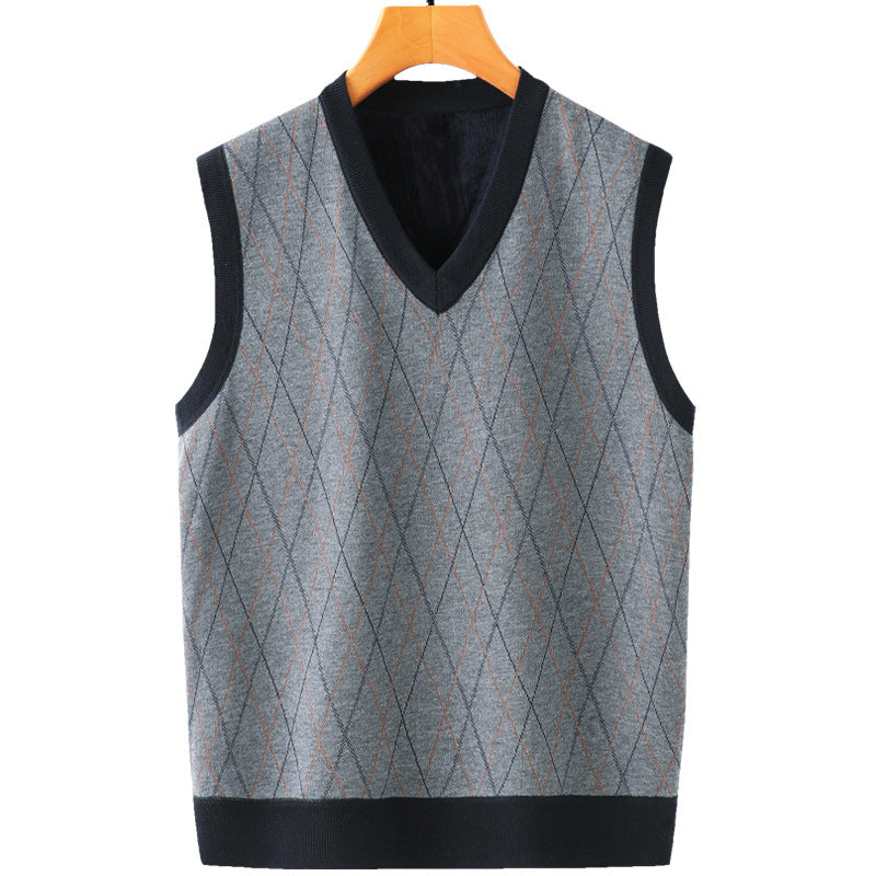 Dad Wore A Spring And Autumn Vest With A Middle-aged Sweater