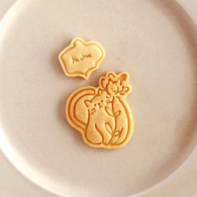 Kitten Bear Puppy Holding Flower Animal & Floral Cookie Mould