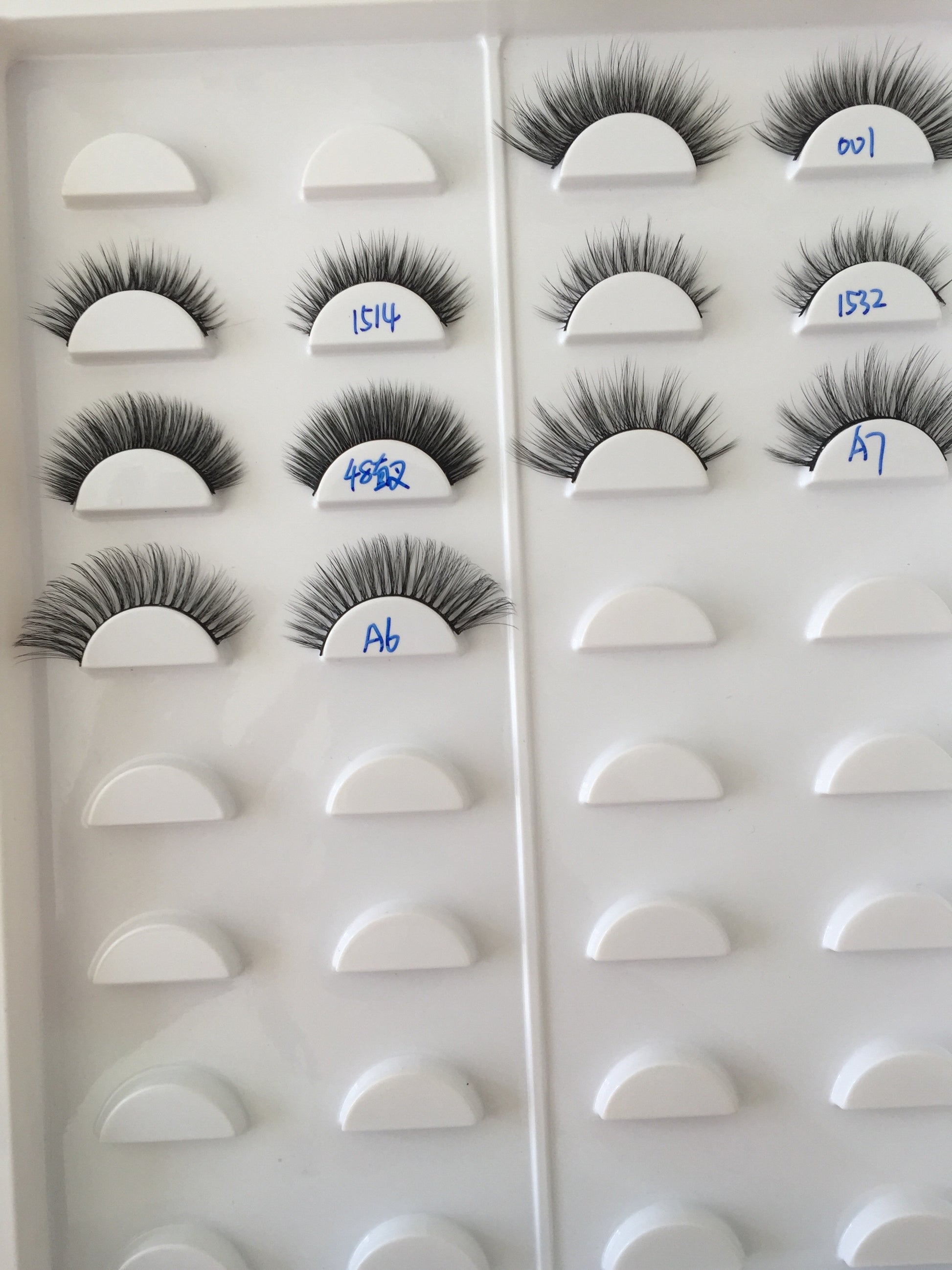 Sticky 3D silk false eyelashes No glue, no stimulation, natural