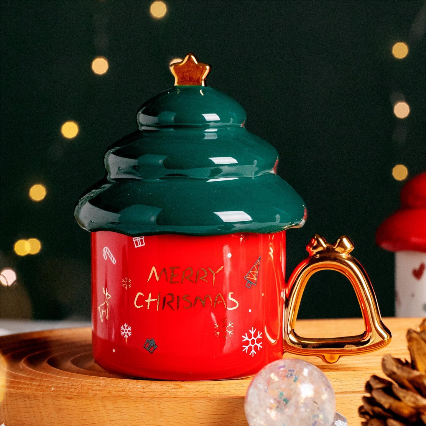 Gilt Christmas Tree Shaped Ceramic Mug With Lid