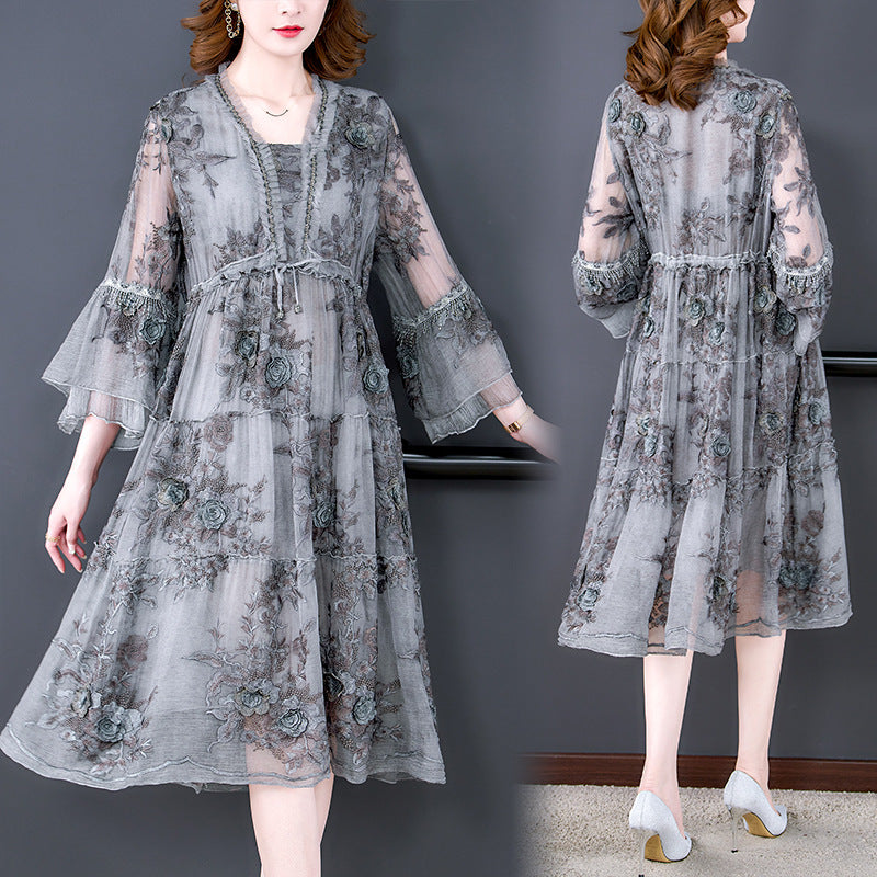 Gray Three-dimensional Embroidered V-neck Five-point Petal Sleeves A-line Plus Size Dress