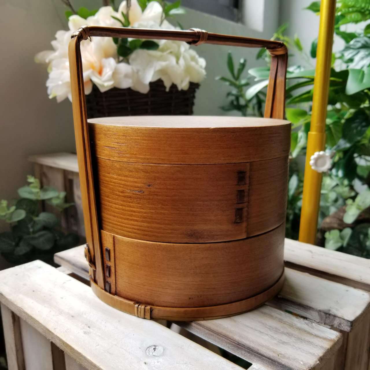 Japanese Style Large Lacquered Wooden Double-layer Portable Lunch