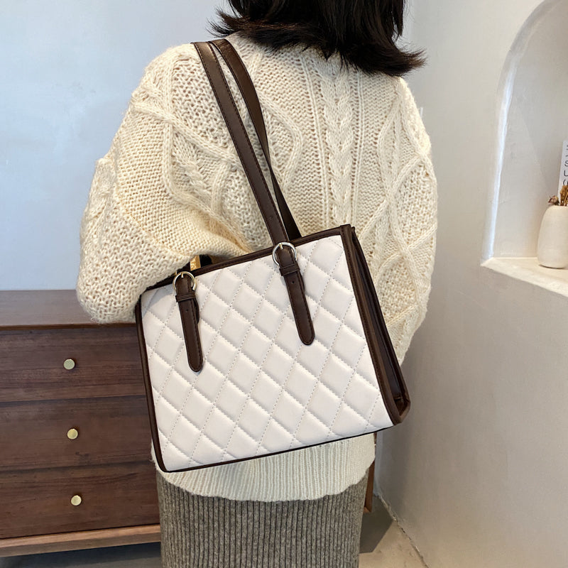 Autumn And Winter Women's Net Celebrity Fashion All-match 2020 New Rhombus Bag Shoulder Square Bag Women's Casual Simple Women's Bag