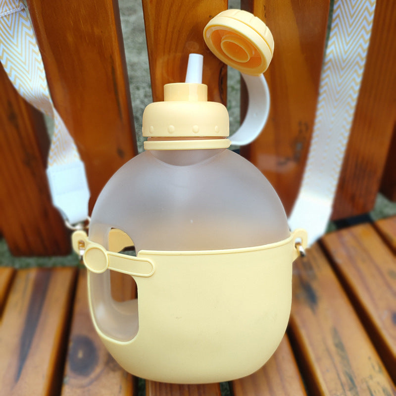 Large Capacity Straw Kettle Strap Plastic Cup