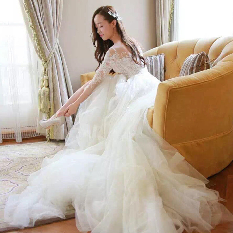 Wedding dress 2021 new bride trailing word spring and summer Korean wedding sleeves wedding dress tail thin
