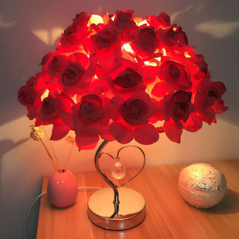 2020 New Wedding Festive Gift Decoration Bedroom Bedside Rose Heart-shaped Table Lamp Wedding Supplies