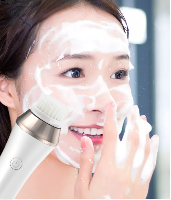 Mini Face Rotating Pore Cleansing Brush