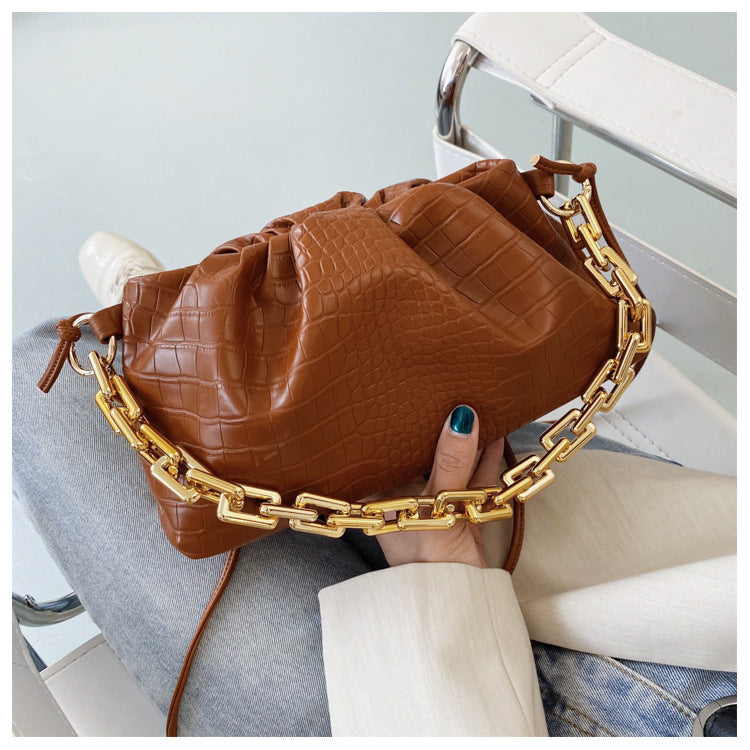 SWDF Day Clutch Thick Gold Chains Dumpling Clip Purse Bag Women Cloud Underarm Shoulder Bag Pleated Hobos Pouch Totes Handbag