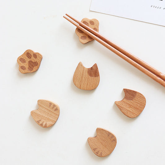 Japanese Beech Cat Chopstick Rest Tableware