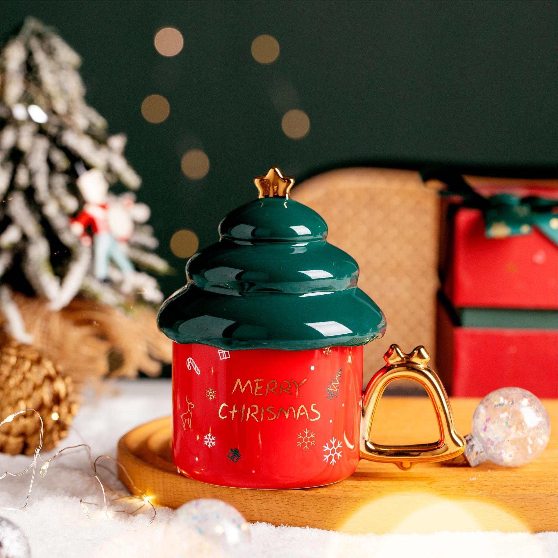 Gilt Christmas Tree Shaped Ceramic Mug With Lid