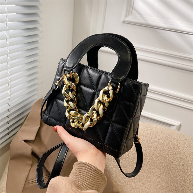 This Year's Popular Bags And Women's Bags 2021 New Textured Hand-held Small Square Bag All-match One-shoulder Messenger Bag