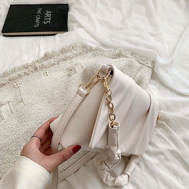 Casual Fashion Niche Bag Women's 2022 Spring New Trendy Ins High-quality Texture Chain Messenger Bag Underarm Bag