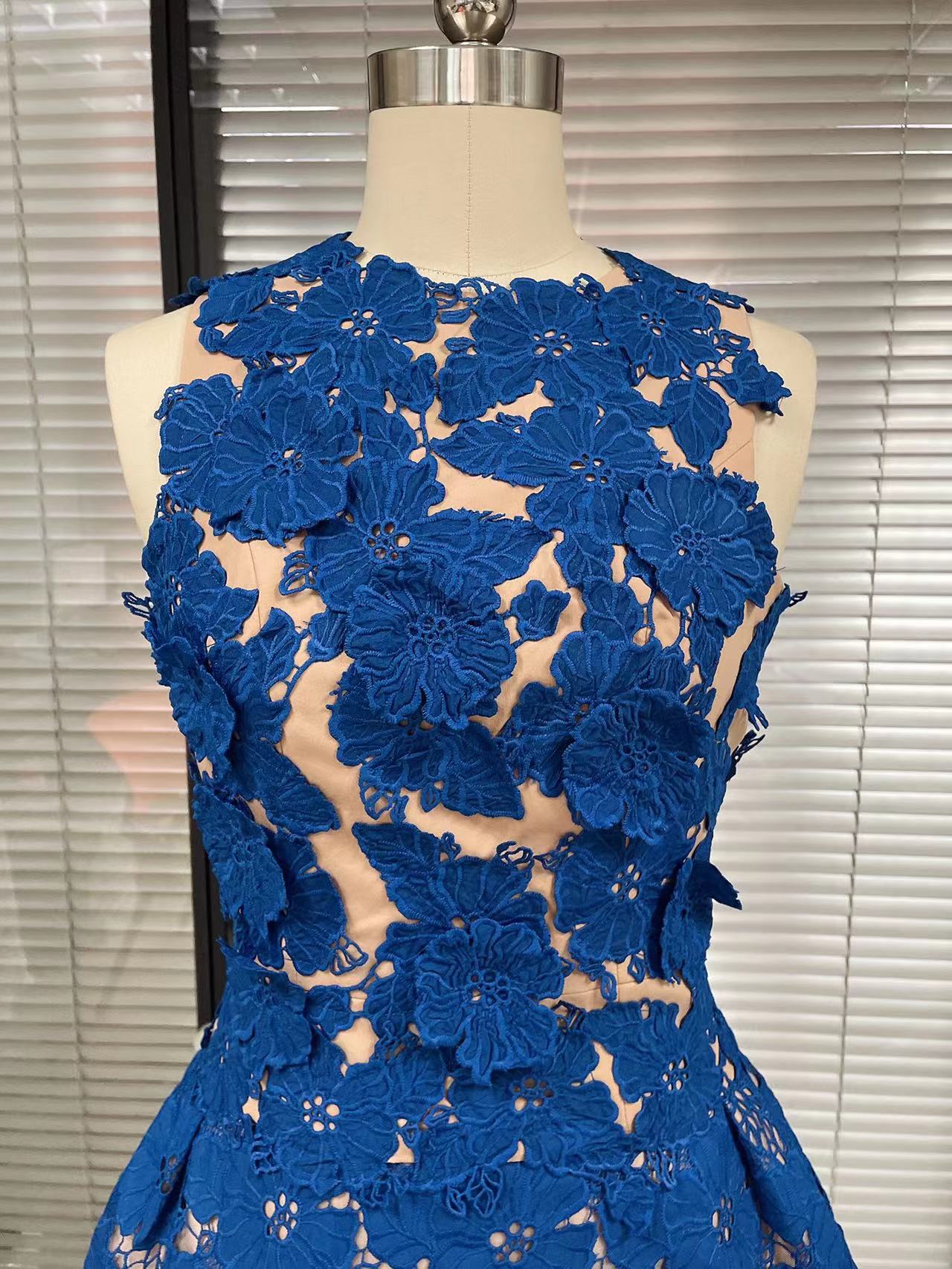 Heavy Work Lace Dress Klein Blue Embroidery