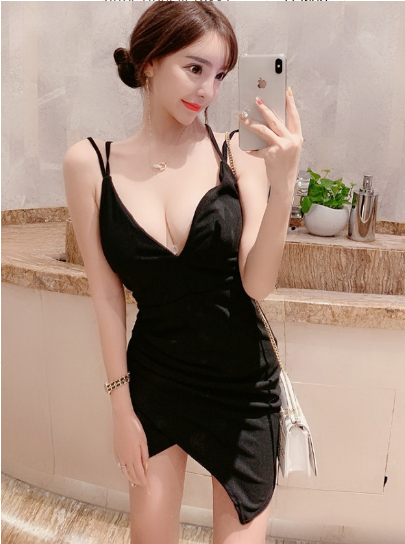 V-neck fit hip dress