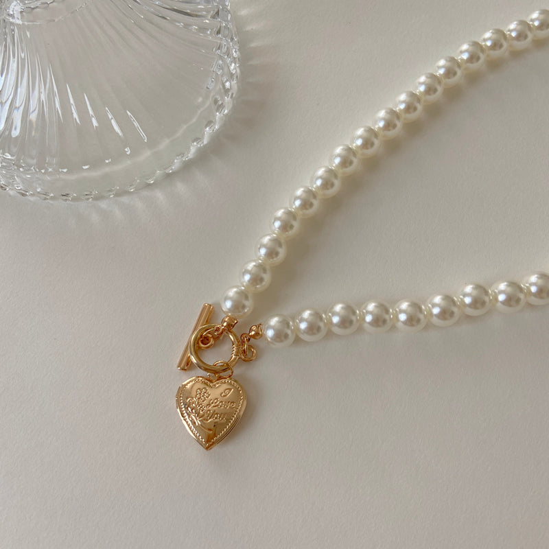 Electroplating Clavicle Chain Love Pearl Necklace