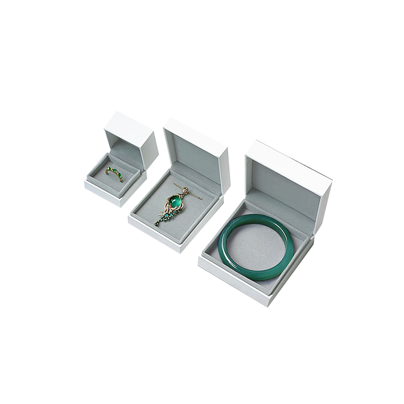 Cloud Dragon Pattern Packaging Box Pendant Jewelry