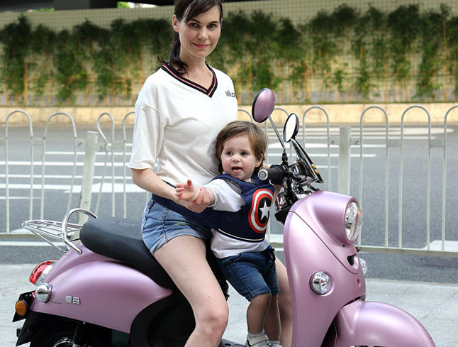 Electric bicycle, children's safety belt, motorcycle, motorcycle, bicycle, back baby belt and baby straps