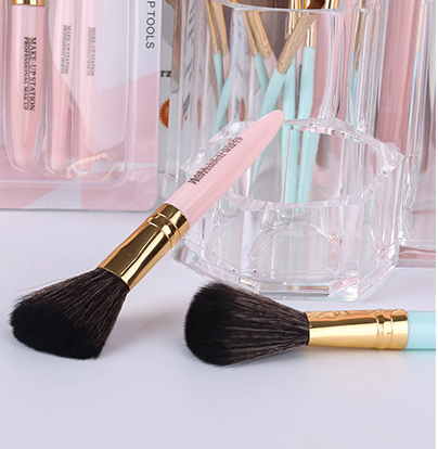 Makeup brush sets