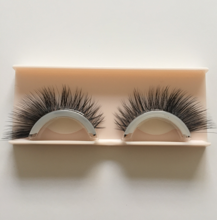 Sticky 3D silk false eyelashes No glue, no stimulation, natural