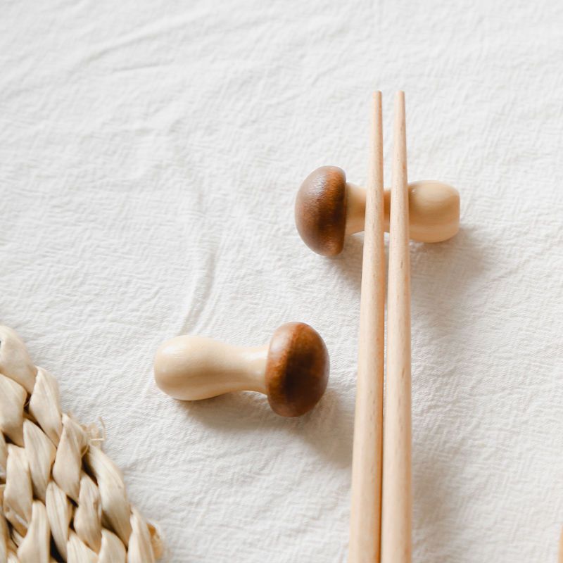 Japanese-style Cute Mushroom Chopsticks Stand