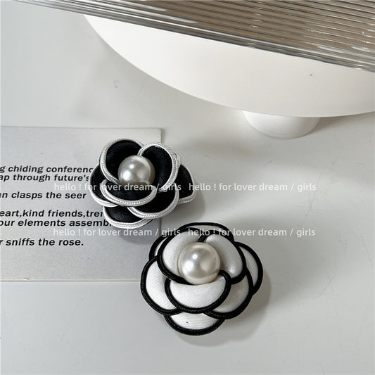 Temperament Versatile Pearl Camellia Phone Holder