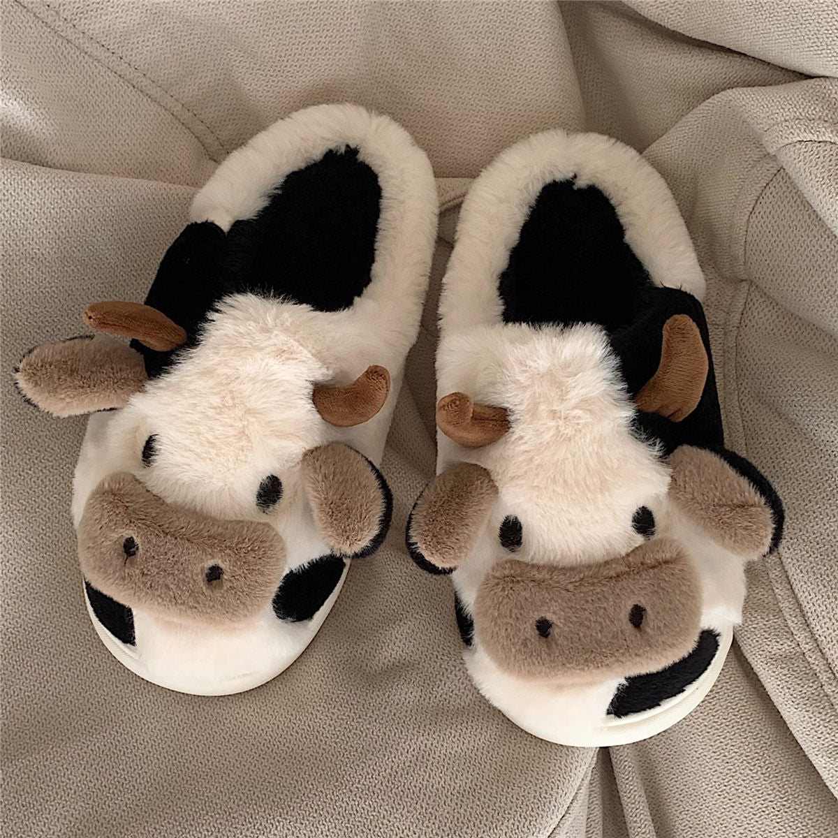 Soft And Cute Girly Heart Cow Baotou Cotton Slippers Winter Fashion Girls Home Warm Plush Confinement Shoes