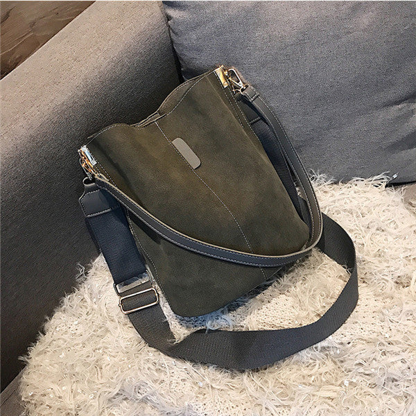 Messenger Bag Women Bucket Shoulder Bag Large Capacity Vintage Matte PU Leather Lady Handbag Luxury Designer Bolsos Mujer Black