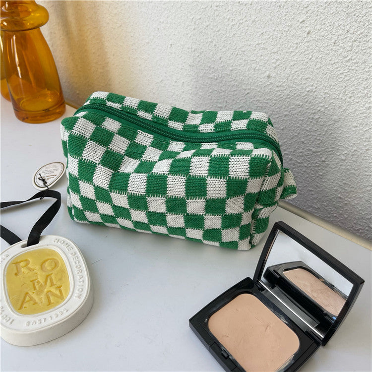 Checkerboard Knitted Cosmetic Bag Contrast Color Wool Plaid