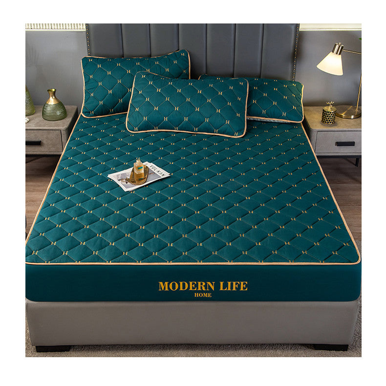 Quilted Fitted Mattress Protective Cover Breathable Dustproof Waterproof